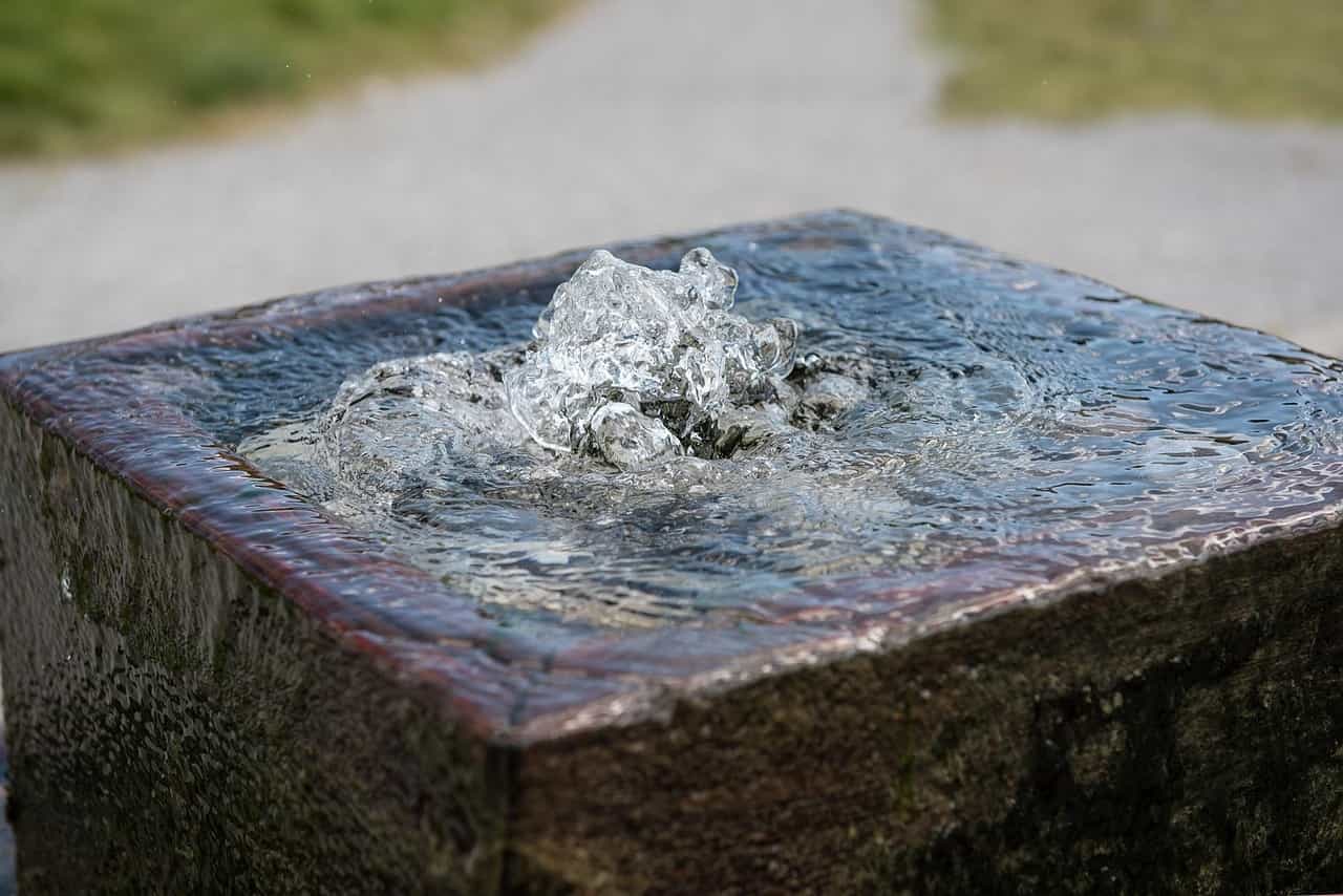 Fuente agua